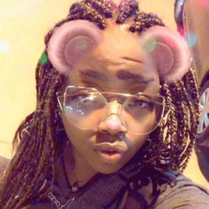 Meet your Posher, Shay